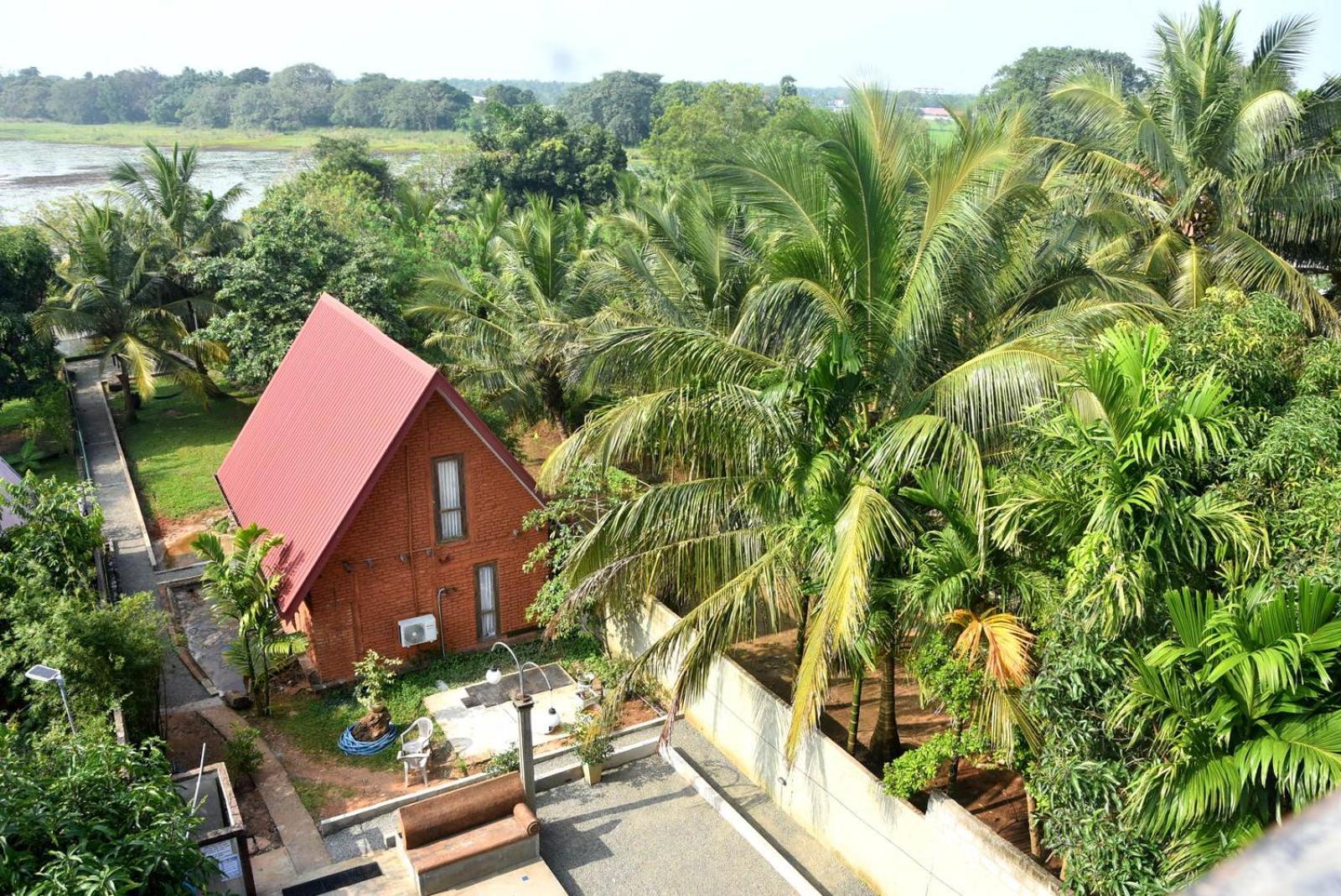 Ciel Star Anuradhapura Hotel Bagian luar foto